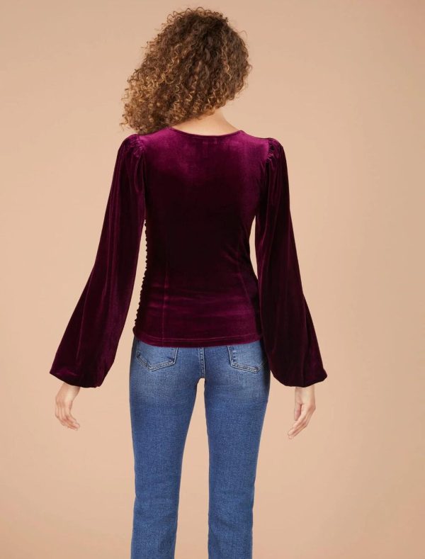 BCBG RUCHED VELVET SWEETHEART TOP - Image 4