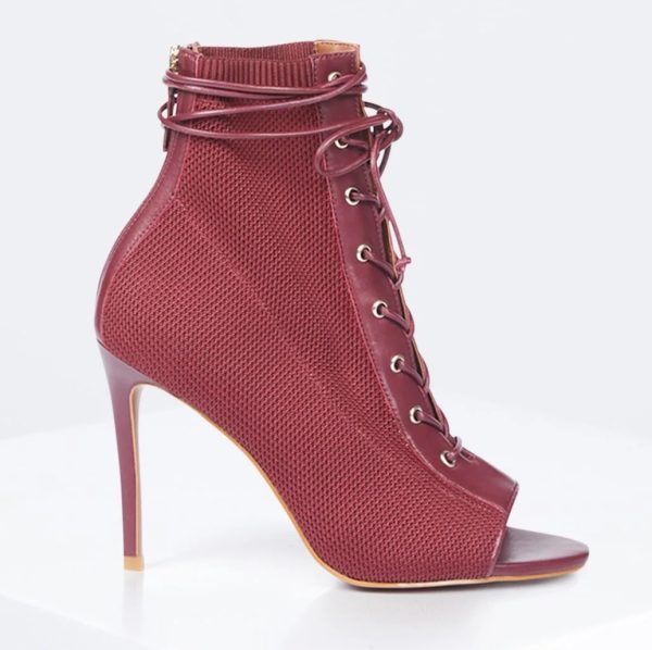 BCBG SIRENA BOOTIE HEEL - BURGUNDY - Image 2