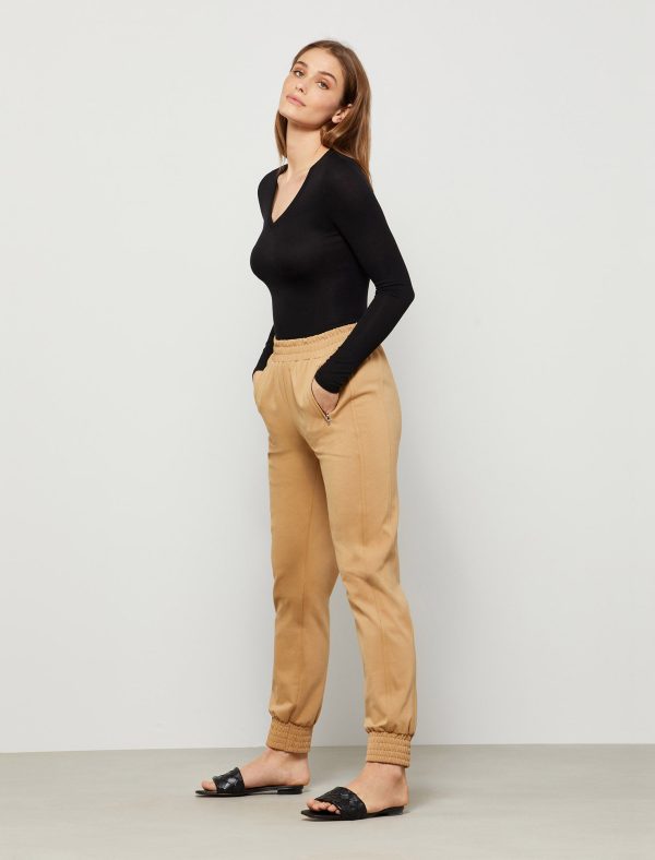 Bcbg V-Neck Long Sleeve Top - Image 9