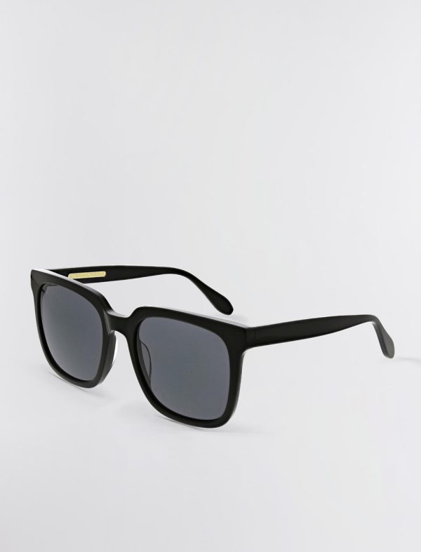 Bcbg Classic Square Sunglasses Black