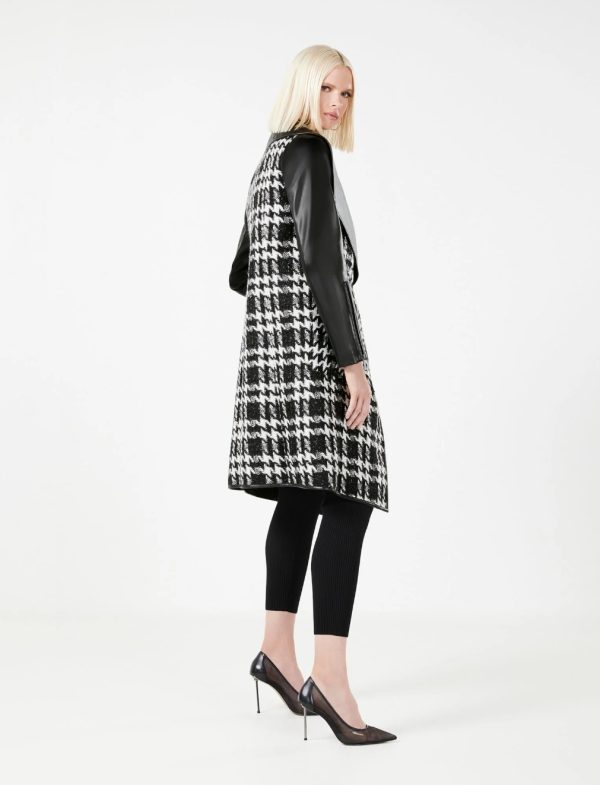 BCBG FAUX LEATHER COLLAR BONDED COAT - BLACK WHITE - Image 2