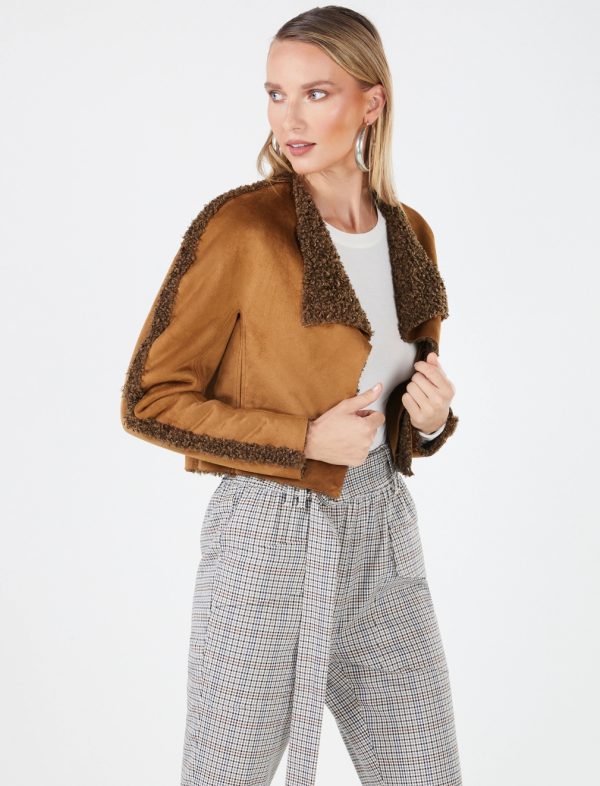 BCBG FAUX SHEARLING LAPEL JACKET - BROWN - Image 3